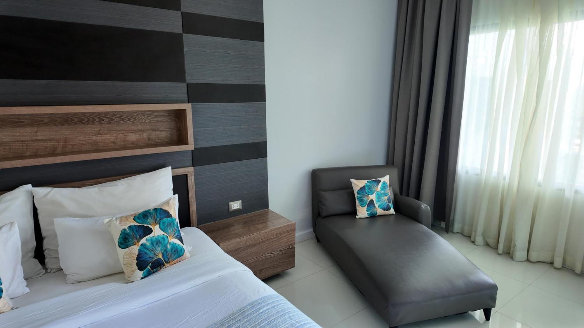 Moonlit Bay Seaview Resort&spa Villa Phuket