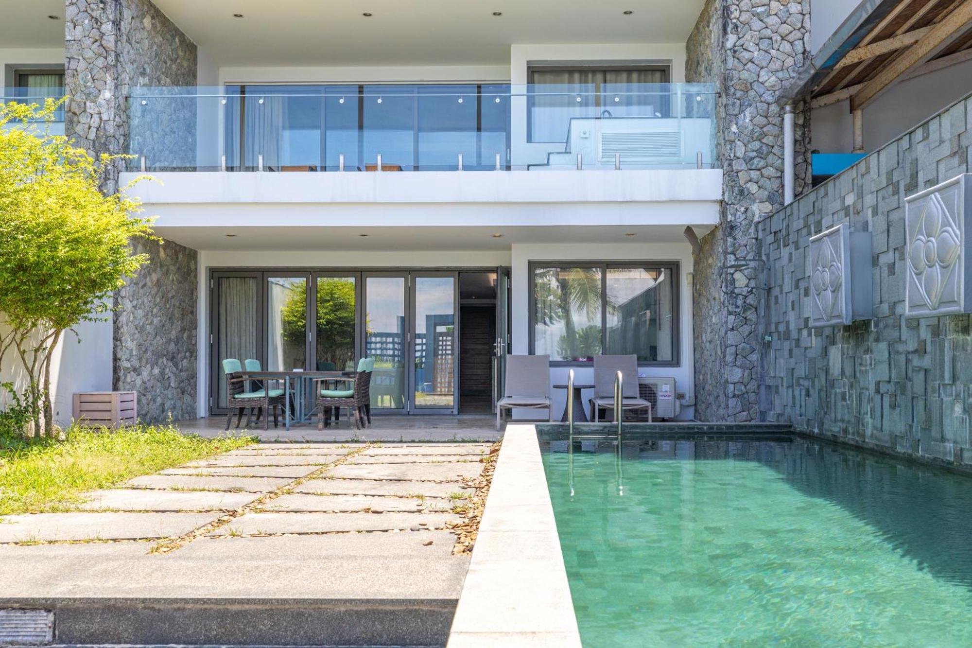 Moonlit Bay Seaview Resort&spa Villa